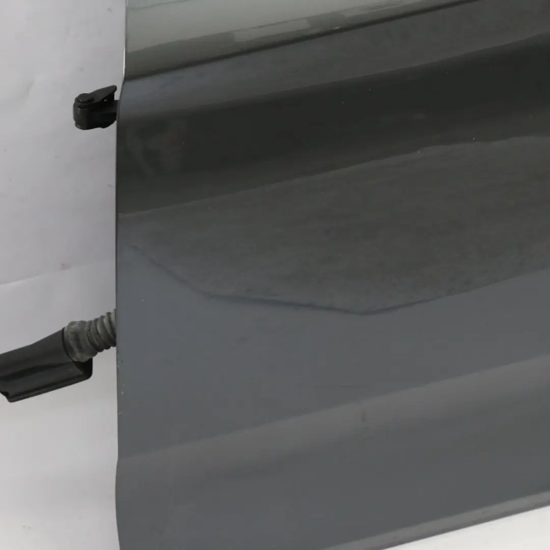 Porta anteriore sinistra Mineralgrau Grigio Metallizzato - B39 per BMW F34 GT con numero di parte 7406849 BMW F34 GT Porta anteriore sinistra Mineralgrau Grigio Metallizzato - B39 - SKU 7406849-MG1 - Numero di parte 7406849