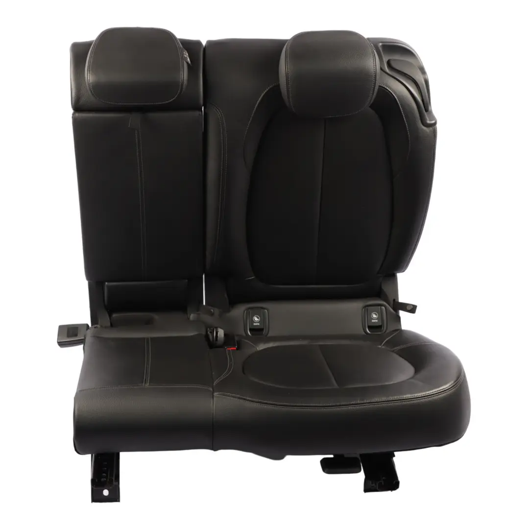 Couvre Siège Arrière Dossier Gauche Ventilé Cuir Dakota Noir pour BMW F46 à propos du numéro de pièce 7407855 BMW F46 Couvre Siège Arrière Dossier Gauche Ventilé Cuir Dakota Noir - SKU 7407855 - Numéro de pièce 7407855