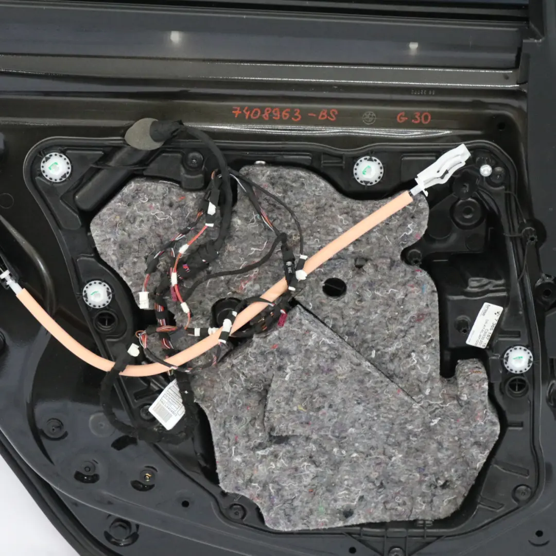 Door Rear BMW F90 M5 G30 Left Door N/S Black Sapphire Metallic - 475 to with Part number 7408963 Door Rear BMW F90 M5 G30 Left Door N/S Black Sapphire Metallic - 475 - SKU 7408963-BS - Part number 7408963