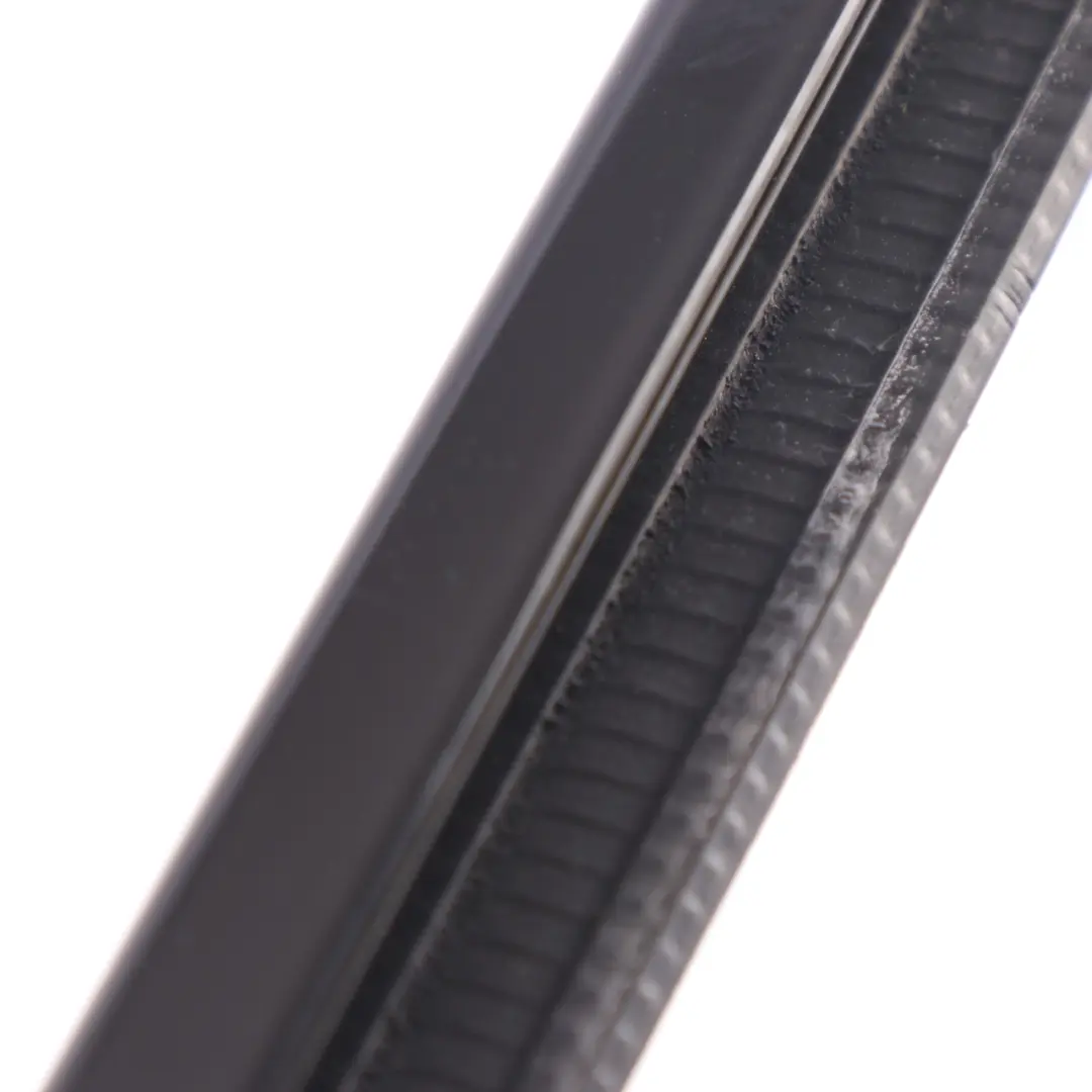 Tira de Ventana BMW G01 X3M F97 Puerta Trasera Izquierda Alto Brillo para con número de pieza 7410039 Tira de Ventana BMW G01 X3M F97 Puerta Trasera Izquierda Alto Brillo - SKU 7410039 - Número de pieza 7410039