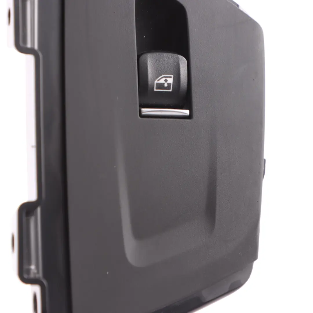 BMW X4M F98 G02 Panel Szyby Lewy Tył Tapicerki Drzwi - SKU 7410249 - Numer Części 7471103