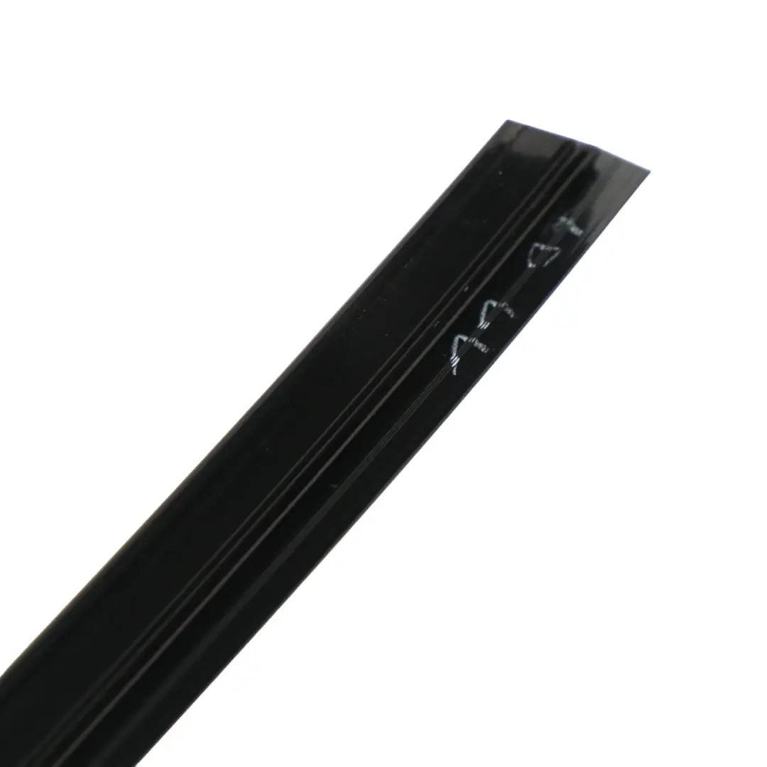 BMW X2 F39 Window Strip Door Trim Molding Front Right O/S Black - SKU 7420812 - Part number 7420812