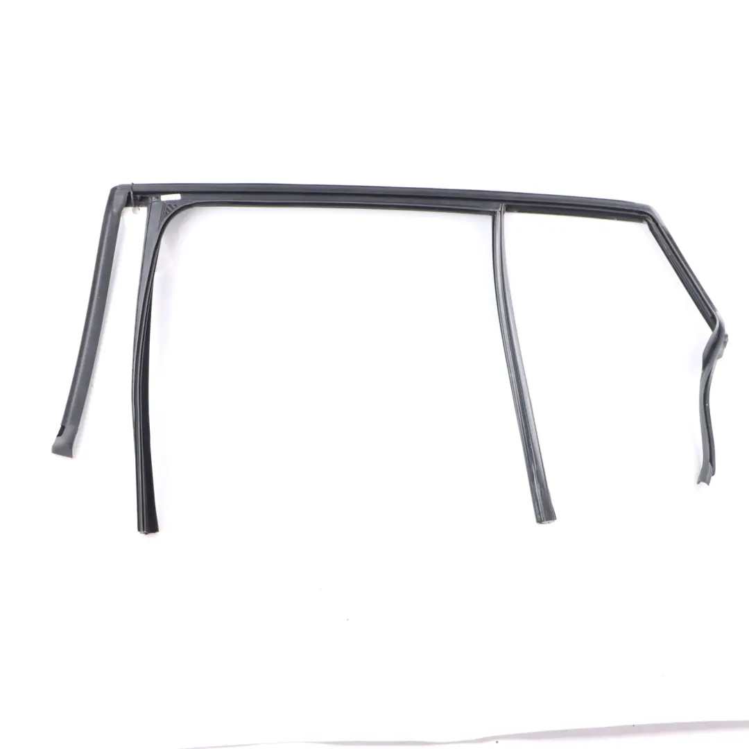 Telaio Finestra Porta Posteriore Destra Copertura Guarnizione per BMW X2 F39 con numero di parte 7420836 BMW X2 F39 Telaio Finestra Porta Posteriore Destra Copertura Guarnizione - SKU 7420836 - Numero di parte 7420836