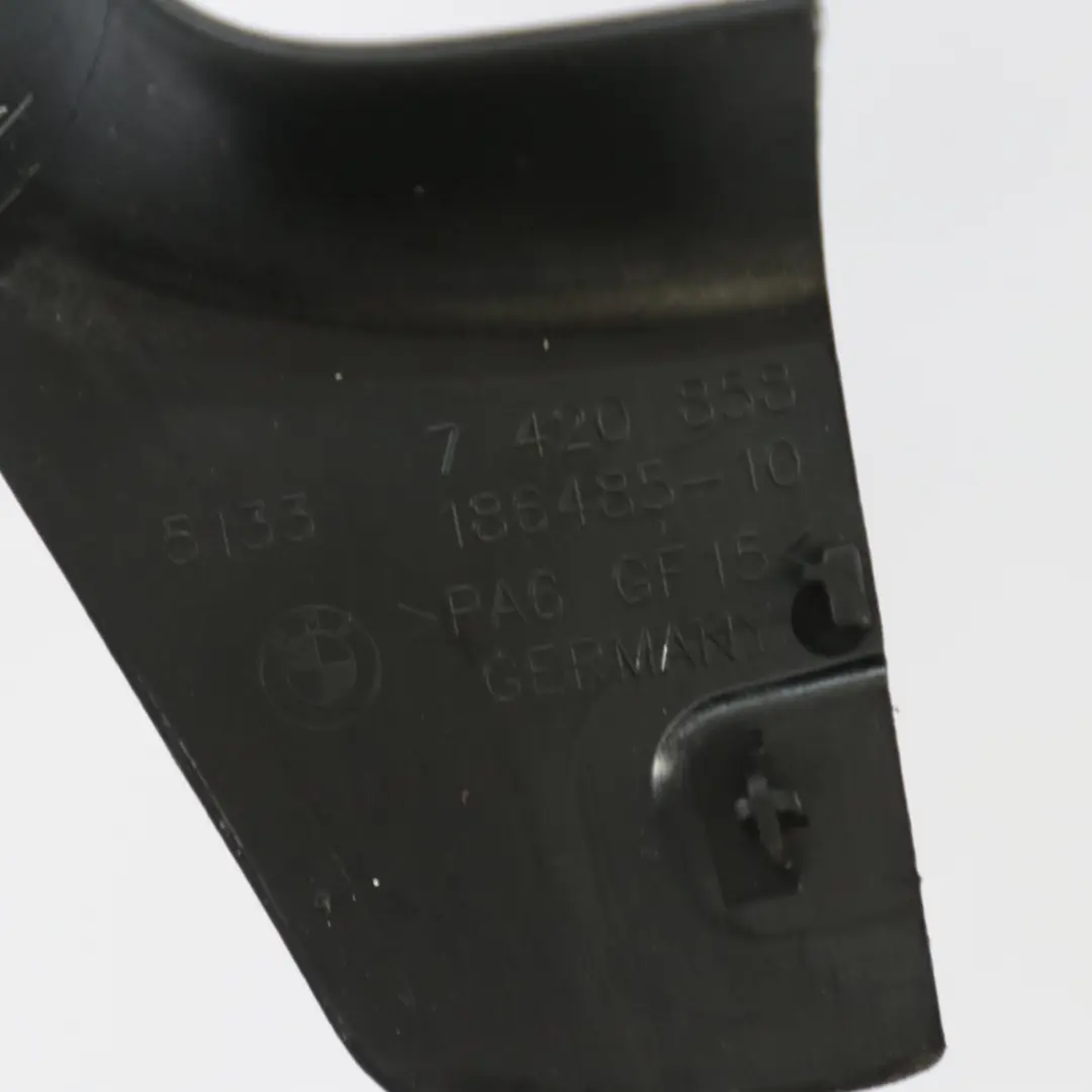 Osłona Ramka Szyby Drzwi Prawy Przód do BMW F39 o numerze 7420858 BMW F39 Osłona Ramka Szyby Drzwi Prawy Przód - SKU 7420858 - Numer Części 7420858