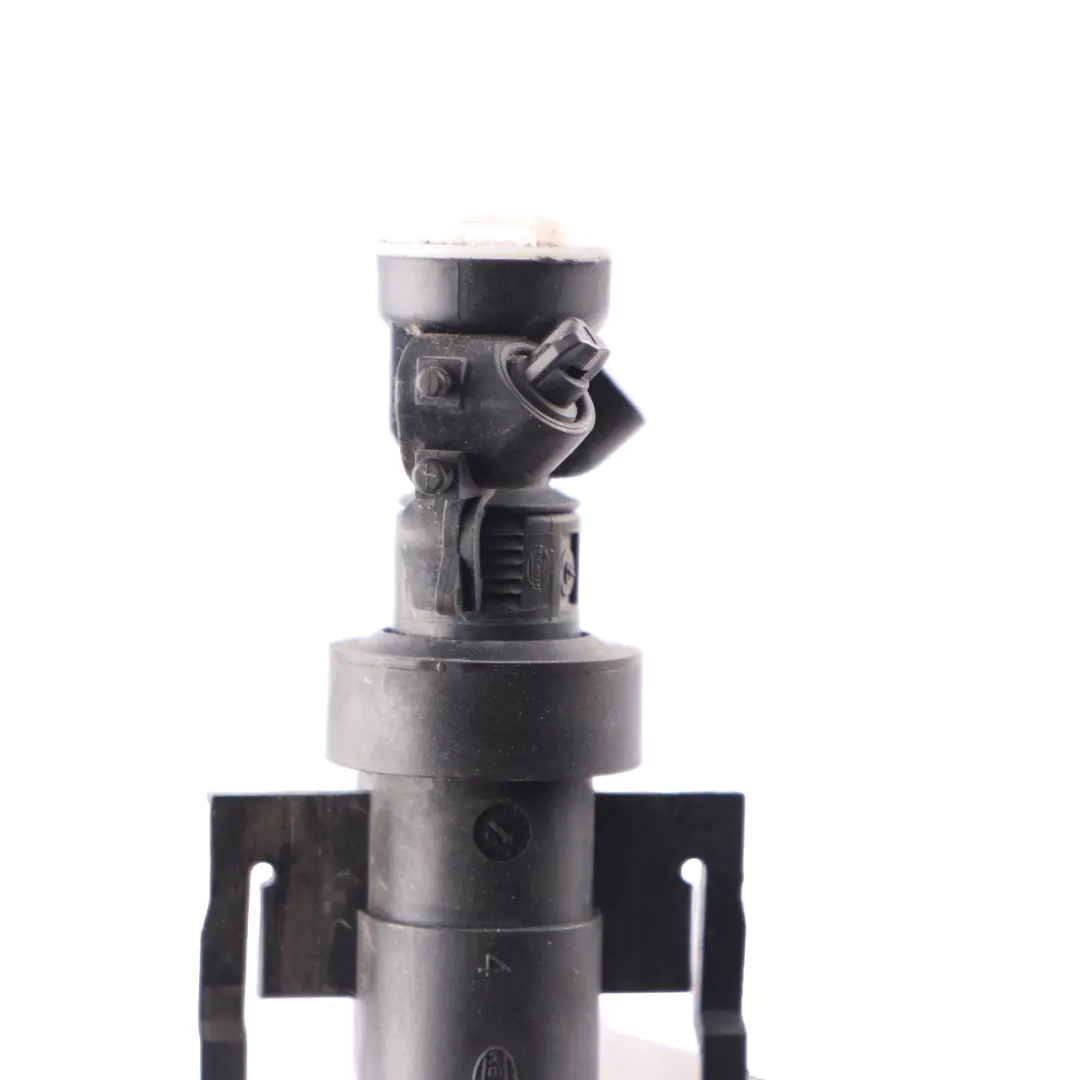 Headlight Washer BMW F20 LCI F21 LCI Telescopic Nozzle Jet Right O/S to with Part number 7430898 Headlight Washer BMW F20 LCI F21 LCI Telescopic Nozzle Jet Right O/S - SKU 7430898 - Part number 7430898