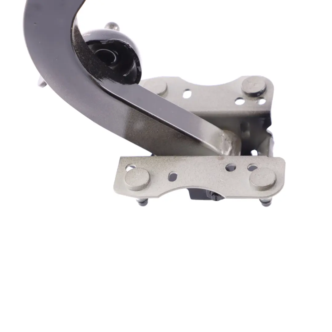 Bisagra izquierda tapa maletero Zafiro negro metalizado 475 7366398 para BMW G30 con número de pieza 7440697 BMW G30 Bisagra izquierda tapa maletero Zafiro negro metalizado 475 7366398 - SKU 7440697-BS - Número de pieza 7440697