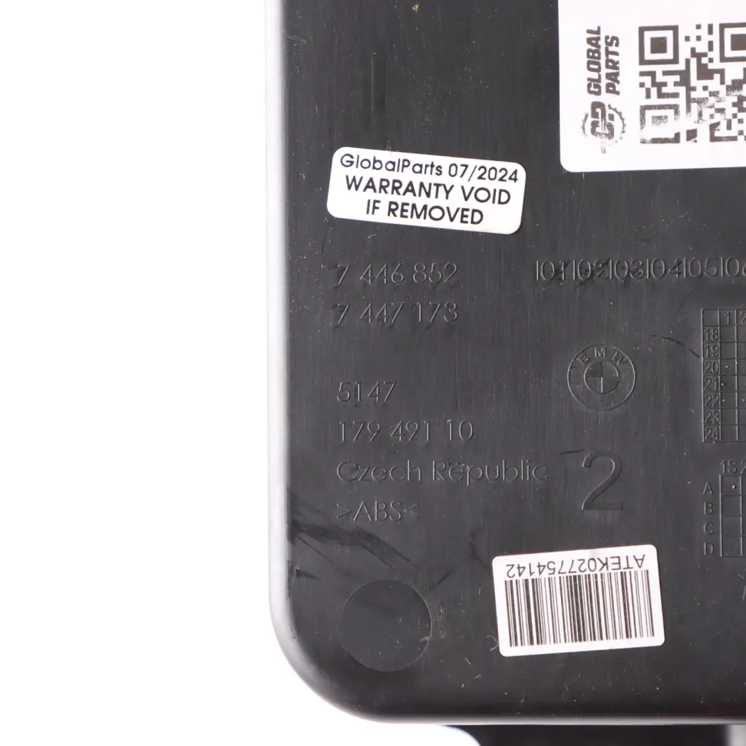 Trunk Boot Ventilation Trim Cover Panel Rear Right O/S to BMW G30 with Part number 7446852 BMW G30 Trunk Boot Ventilation Trim Cover Panel Rear Right O/S - SKU 7446852 - Part number 7446852