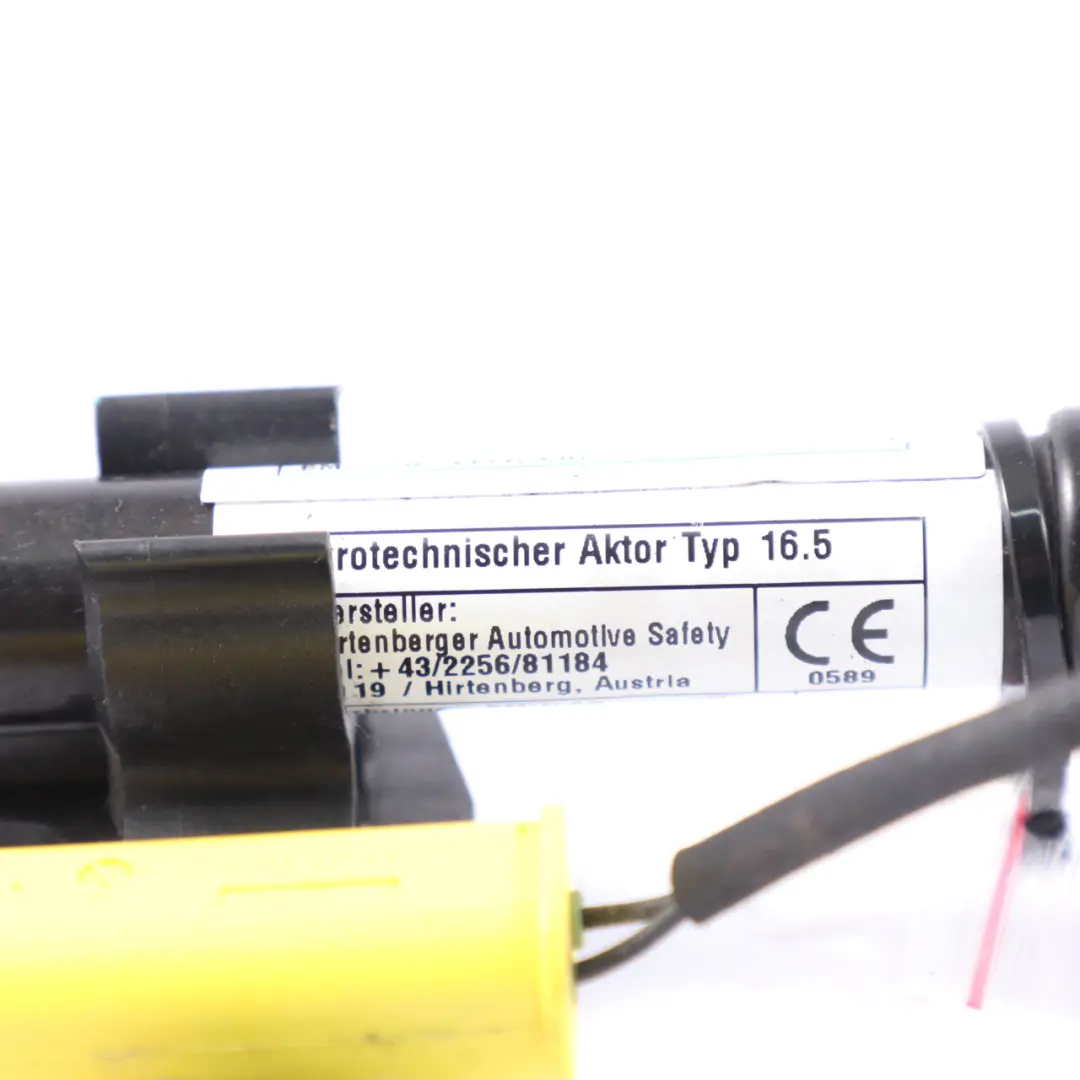 Actionneur capot BMW G20 G21 Capot gauche Actionneur protection piétons pour à propos du numéro de pièce 7449429 Actionneur capot BMW G20 G21 Capot gauche Actionneur protection piétons - SKU 7449429 - Numéro de pièce 7449429