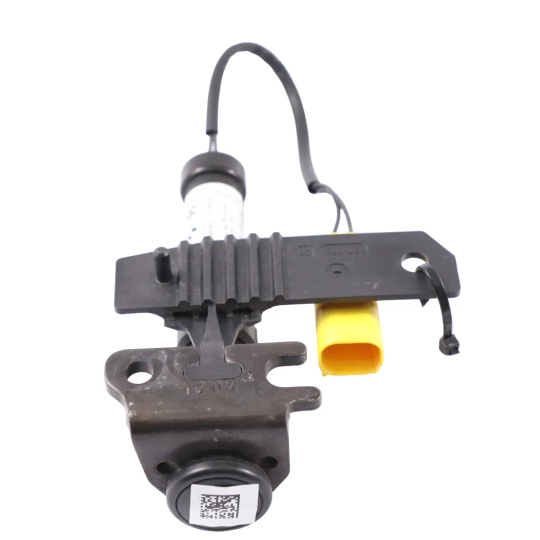 Attuatore cofano BMW G20 G21 Attuatore protezione pedoni destro per con numero di parte 7449430 Attuatore cofano BMW G20 G21 Attuatore protezione pedoni destro - SKU 7449430 - Numero di parte 7449430