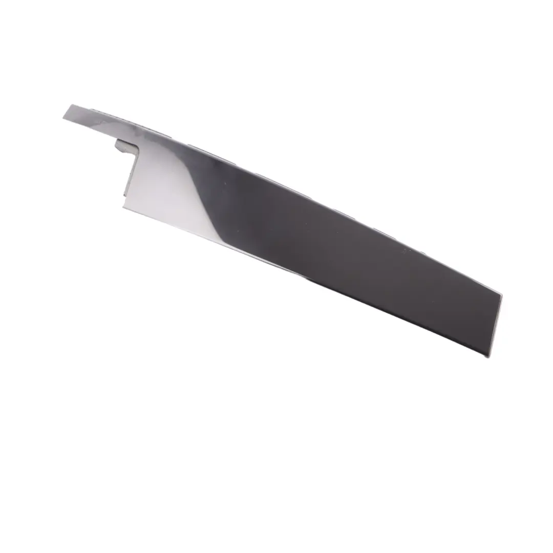 Rivestimento Montante B Anteriore Sinistro Striscia Protettiva per BMW F40 con numero di parte 7452377 BMW F40 Rivestimento Montante B Anteriore Sinistro Striscia Protettiva - SKU 7452377 - Numero di parte 7452377