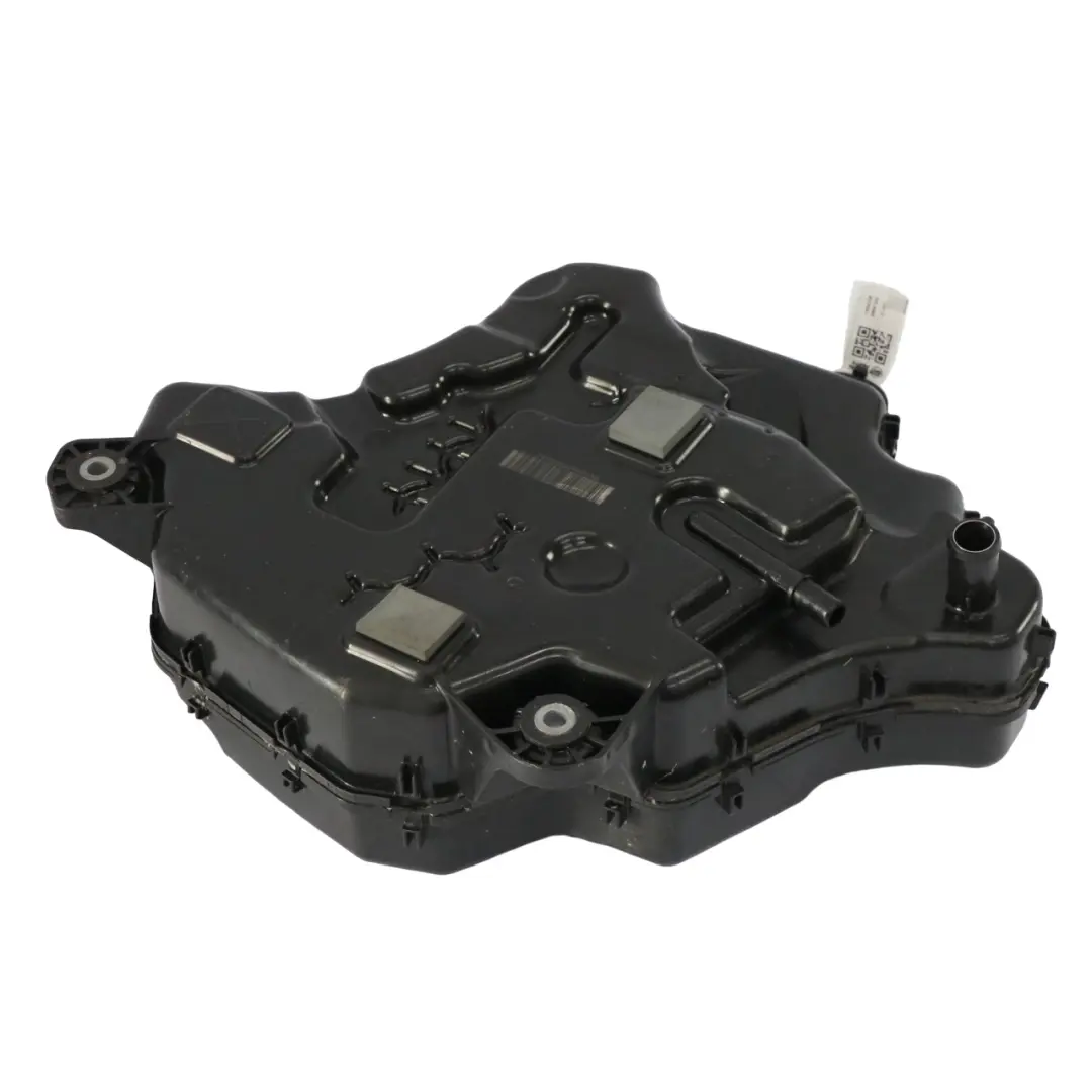 Zbiornik Adblue SCR do BMW G20 G21 o numerze 7454338 BMW G20 G21 Zbiornik Adblue SCR - SKU 7454338 - Numer Części 7454338