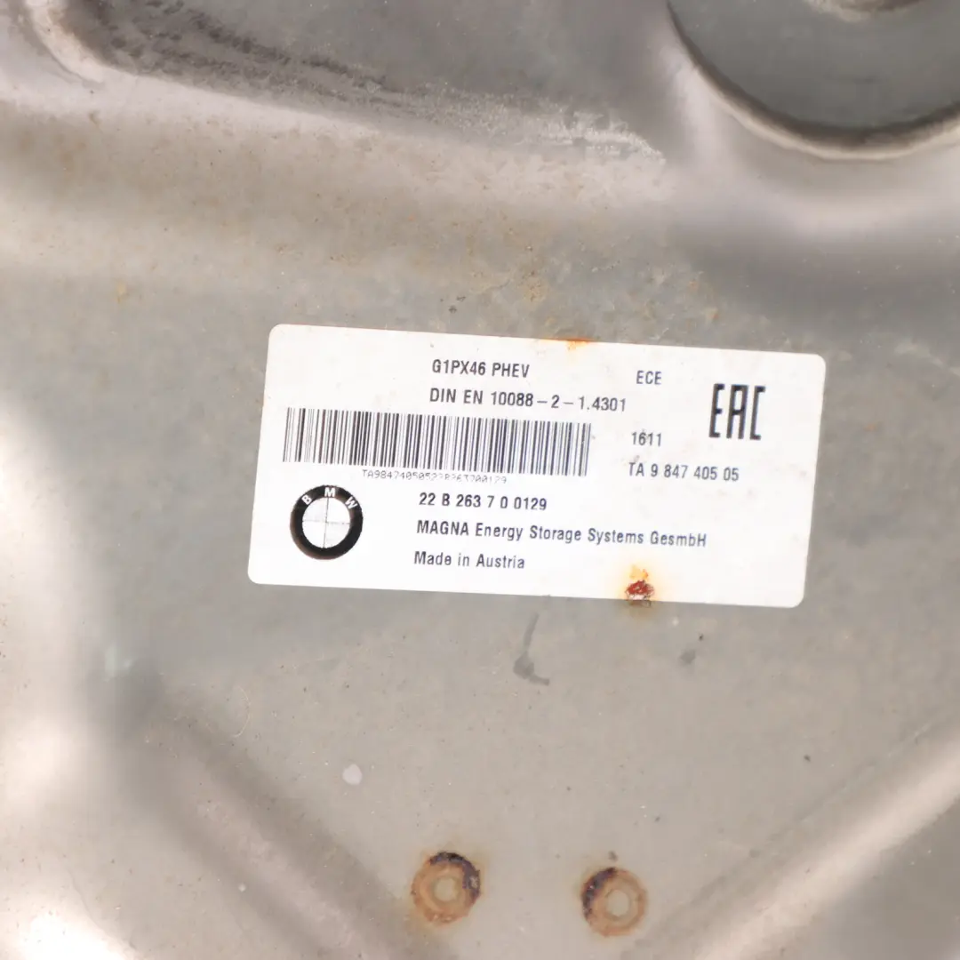 Complete Fuel Reservoir to Fuel Tank Metal BMW G11 G12 G30 with Part number 7454672 Fuel Tank Metal BMW G11 G12 G30 Complete Fuel Reservoir - SKU 7454672 - Part number 7454672