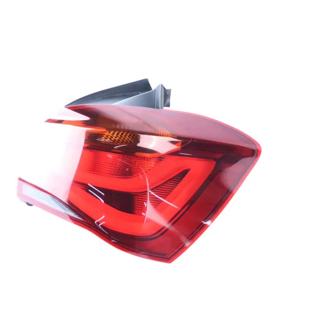 BMW F20 F21 LCI Lampa Tylna W Błotnik Zewnętrzna Prawa Black Line - SKU 7456502-2 - Numer Części 7456502