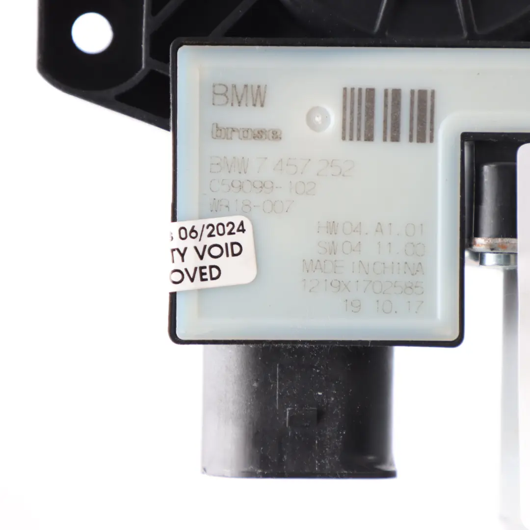 Moteur Lève Vitre Arrière Droit Régulateur Vitesse pour BMW X3 G01 à propos du numéro de pièce 7457252 BMW X3 G01 Moteur Lève Vitre Arrière Droit Régulateur Vitesse - SKU 7457252 - Numéro de pièce 7457252