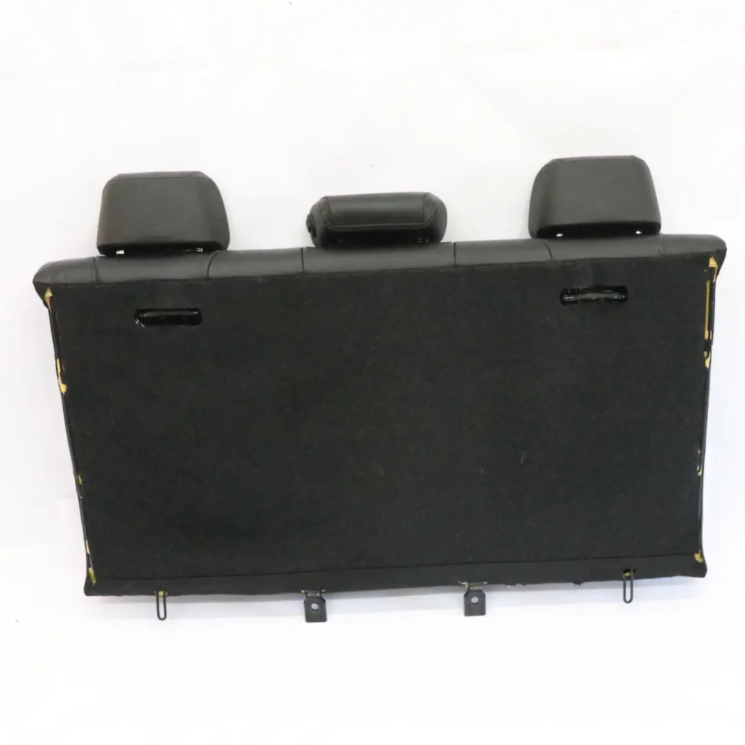 Respaldo Asiento Trasero Cuero Negro Acentos Blancos para BMW G30 Sedan con número de pieza 7457762 BMW G30 Sedan Respaldo Asiento Trasero Cuero Negro Acentos Blancos - SKU 7457762 - Número de pieza 7457762