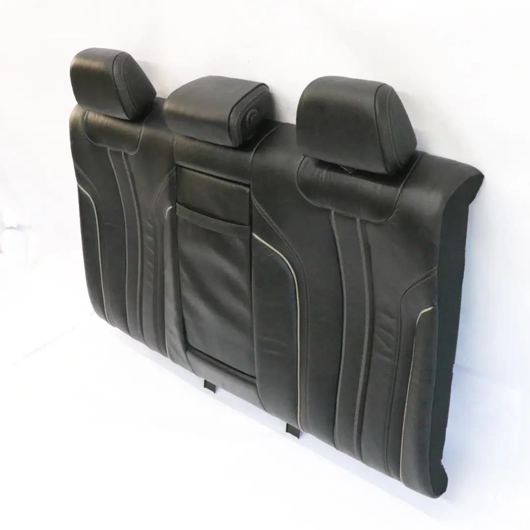 Dossier Siège Arrière Cuir Noir Blanc pour BMW G30 Sedan à propos du numéro de pièce 7457762 BMW G30 Sedan Dossier Siège Arrière Cuir Noir Blanc - SKU 7457762 - Numéro de pièce 7457762