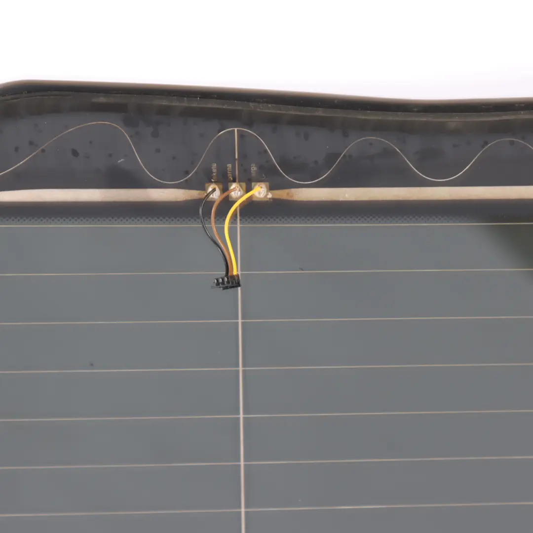 Klapa Bagażnika Szyba Tylnej Klapy AS3 do BMW F45 Active Tourer o numerze 7466414 BMW F45 Active Tourer Klapa Bagażnika Szyba Tylnej Klapy AS3 - SKU 7466414 - Numer Części 7466414