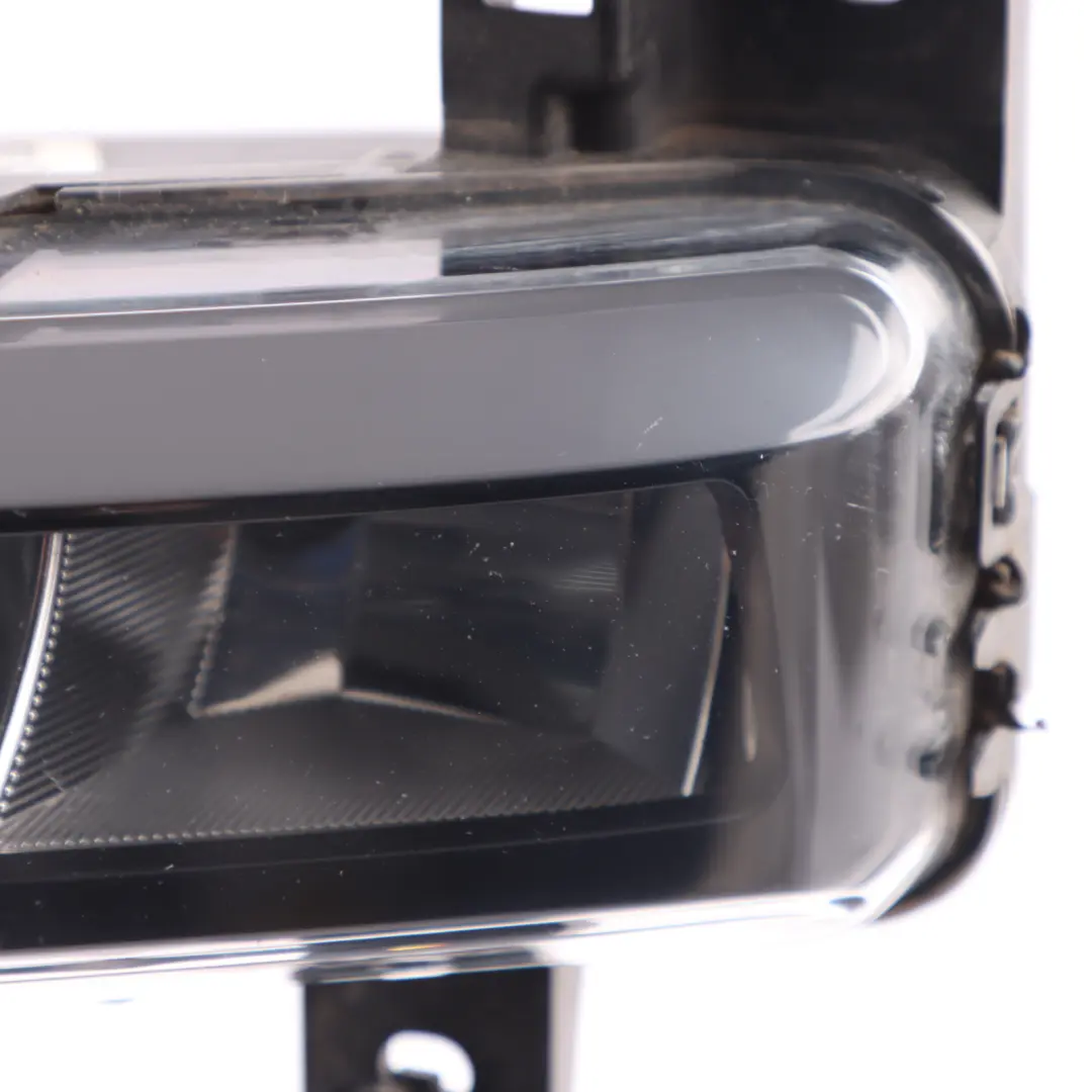 Fog Lamp BMW F45 F46 LCI F40 X7 G07 Front Bumper Left N/S LED Fog Light to with Part number 7471081 Fog Lamp BMW F45 F46 LCI F40 X7 G07 Front Bumper Left N/S LED Fog Light - SKU 7471081 - Part number 7471081