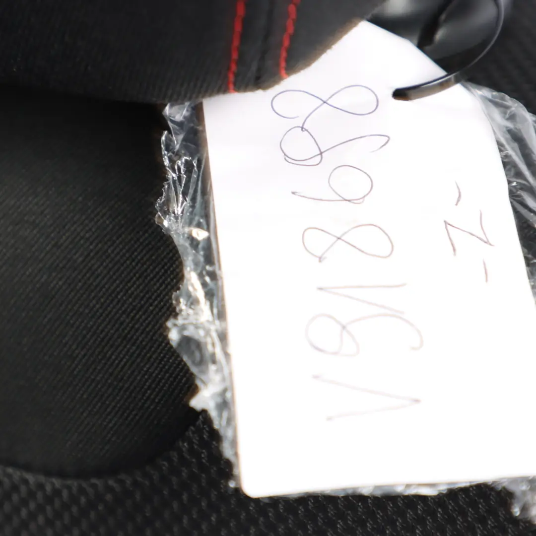 Fotel Prawy Przód Sport Tkanina Antracyt Przeszycia Czerwone do BMW F20 LCI o numerze 7475406 BMW F20 LCI Fotel Prawy Przód Sport Tkanina Antracyt Przeszycia Czerwone - SKU 7475406-2 - Numer Części 7475406