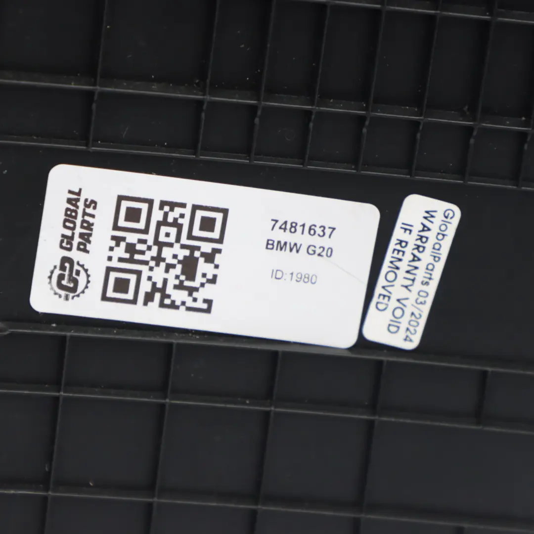 Osłona Słupka B Osłona Wykończenie Lewe do BMW G20 G21 o numerze 7481637 BMW G20 G21 Osłona Słupka B Osłona Wykończenie Lewe - SKU 7481637 - Numer Części 7481637