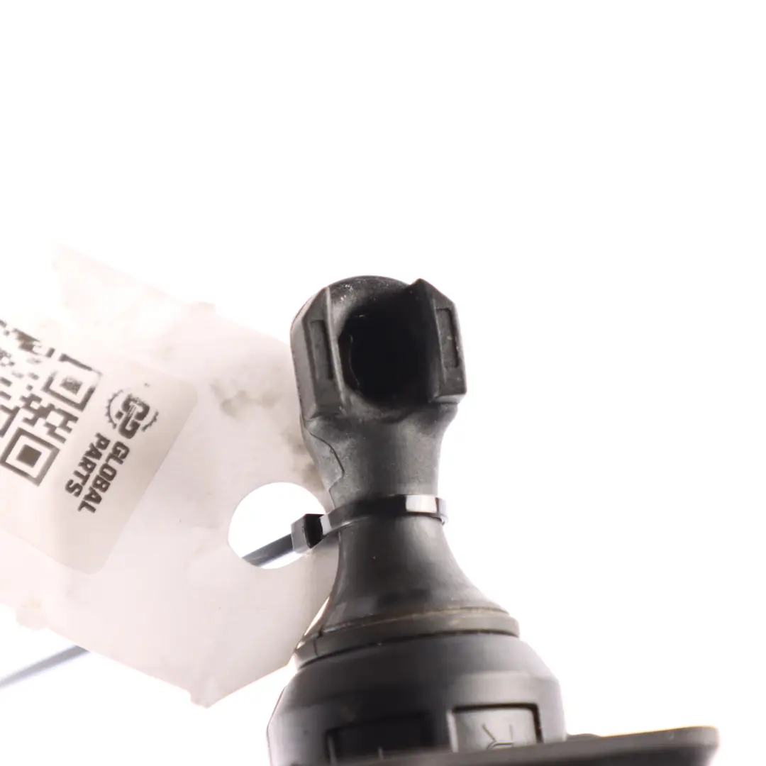 Strut Holder Bracket Trunk Rear Right O/S to Tailgate Gas BMW G26 G30 with Part number 7487576 Tailgate Gas BMW G26 G30 Strut Holder Bracket Trunk Rear Right O/S - SKU 7487576 - Part number 7487576