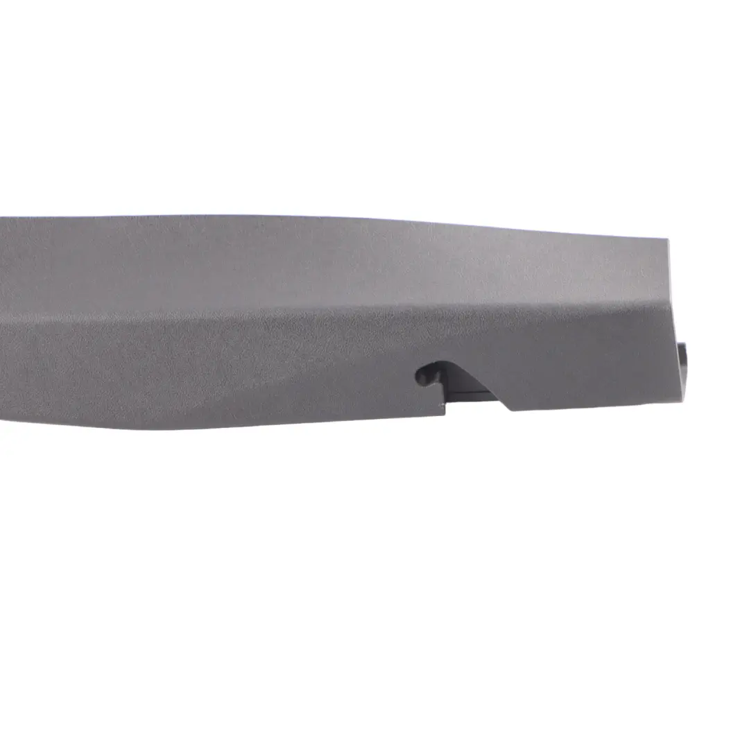 Couvercle Panneau Garniture Coffre Hayon Noir Droit pour BMW G26 à propos du numéro de pièce 7487588 BMW G26 Couvercle Panneau Garniture Coffre Hayon Noir Droit - SKU 7487588 - Numéro de pièce 7487588