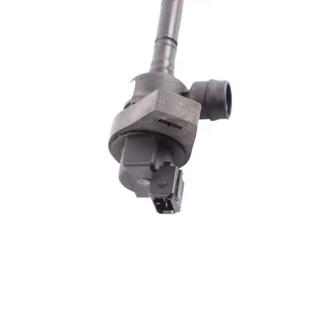 BMW E60 E90 E91 E92 Válvula Ventilación Depósito Combustible Tubo E87N - SKU 7512581 - Número de pieza 7512581