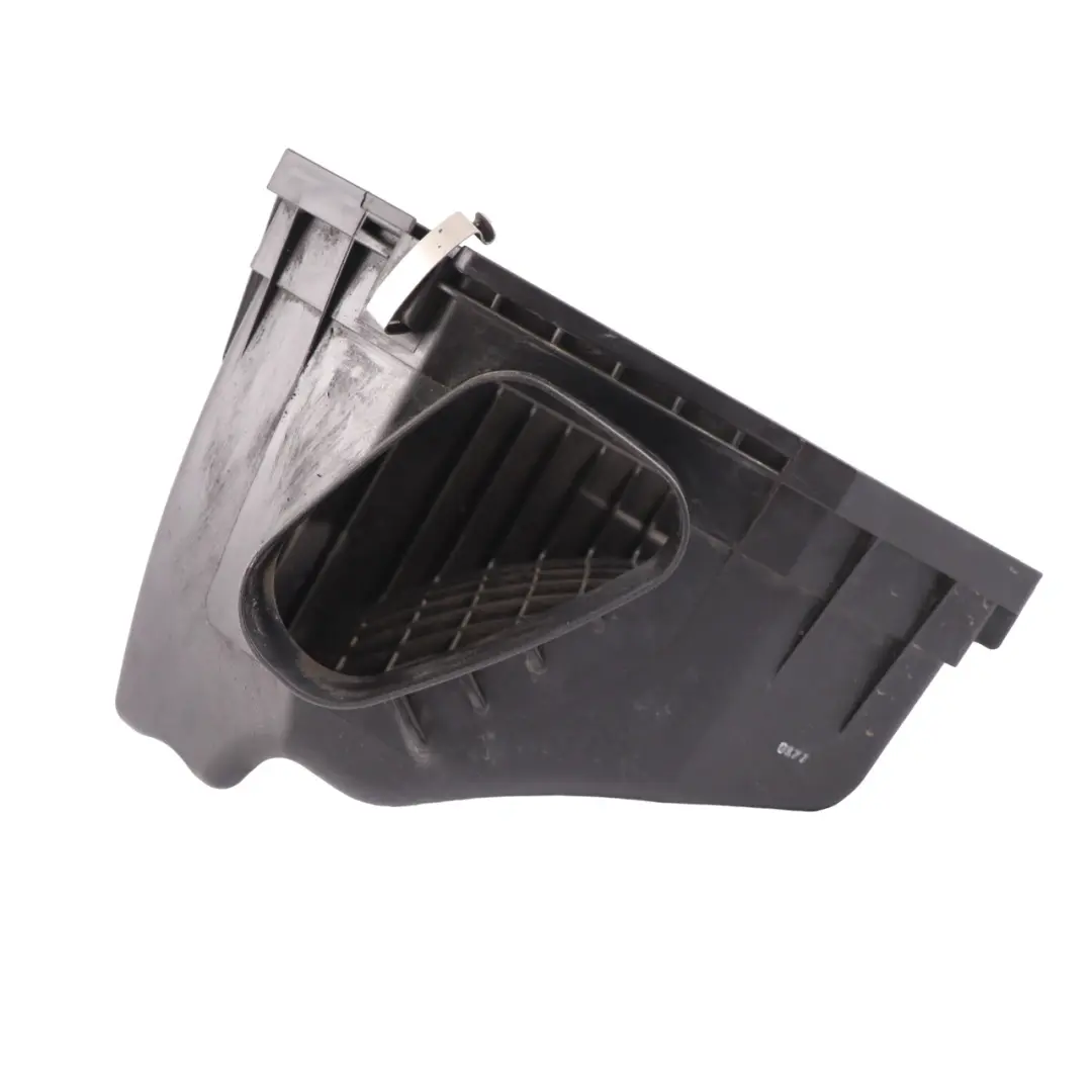M52 Boîtier filtre air essence Boîtier admission Silencieux pour BMW Z4 E85 à propos du numéro de pièce 7526711 BMW Z4 E85 M52 Boîtier filtre air essence Boîtier admission Silencieux - SKU 7526711-2 - Numéro de pièce 7526711