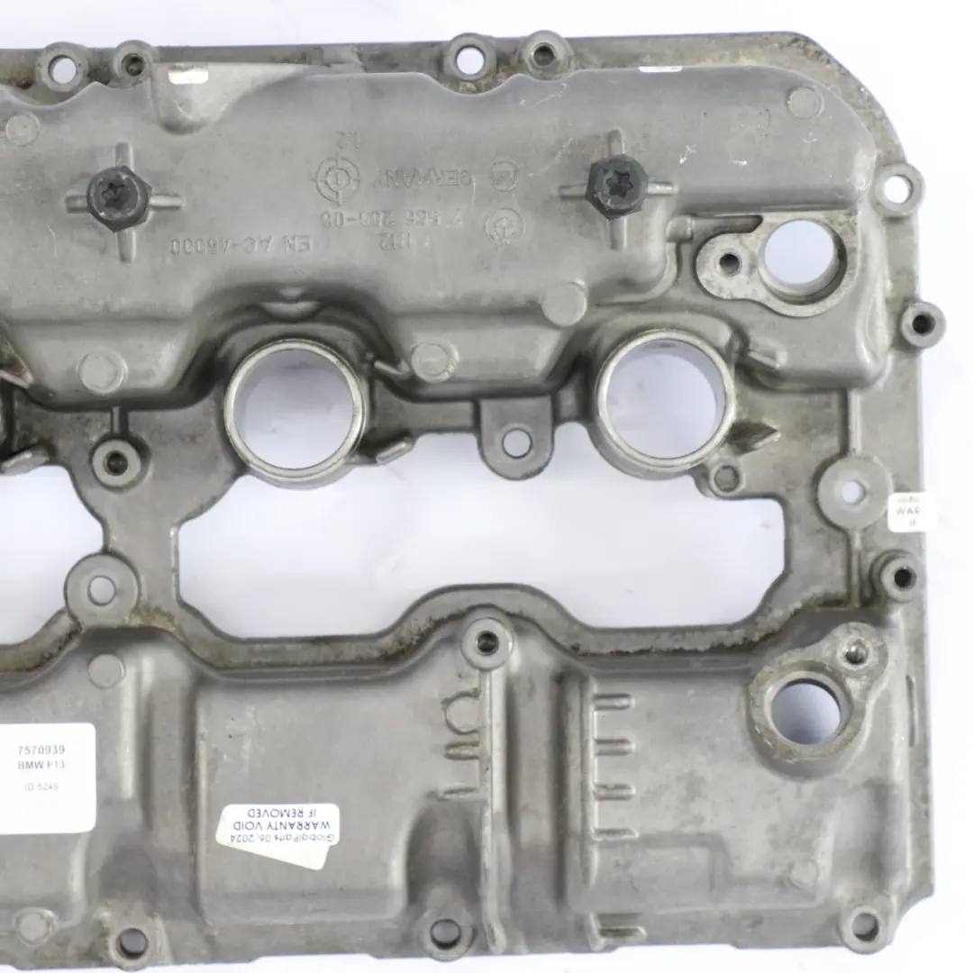  Culasse De Moteur BMW F10 F11 F13 E70 N63 Cache Culbuteurs Cyl 5-8 7566286 - SKU 7570939 - Numéro de pièce 7570939