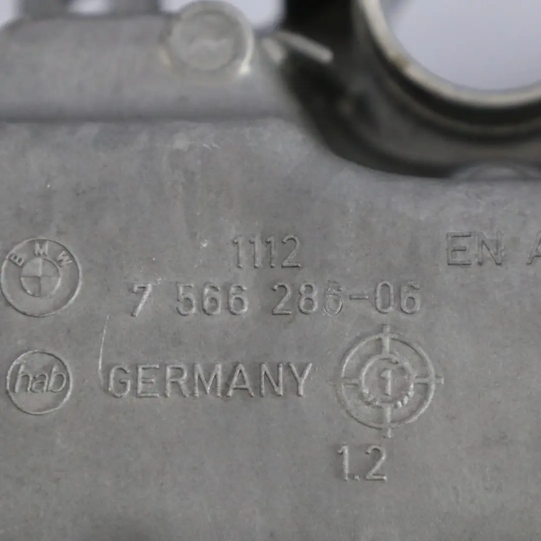 Cylinder Head BMW F10 F11 F13 E70 N63 Rocker Cover Panel Cyl 5-8 7566286 to Engine with Part number 7570939 Engine Cylinder Head BMW F10 F11 F13 E70 N63 Rocker Cover Panel Cyl 5-8 7566286 - SKU 7570939 - Part number 7570939