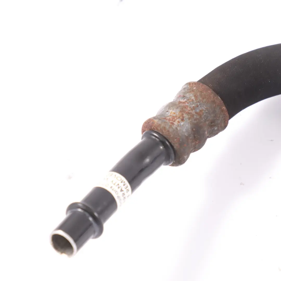 Benzina N54 N55 Tubo ritorno del radiatore dell'olio motore per BMW E82 E88 con numero di parte 7573274 BMW E82 E88 Benzina N54 N55 Tubo ritorno del radiatore dell'olio motore - SKU 7573274 - Numero di parte 7573274