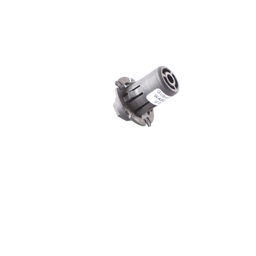 Clip montaggio radiatore superiore per BMW F10 F11 F12 F13 F01 F02 F03 F25 con numero di parte 7595701 BMW F10 F11 F12 F13 F01 F02 F03 F25 Clip montaggio radiatore superiore - SKU 7595701 - Numero di parte 7595701