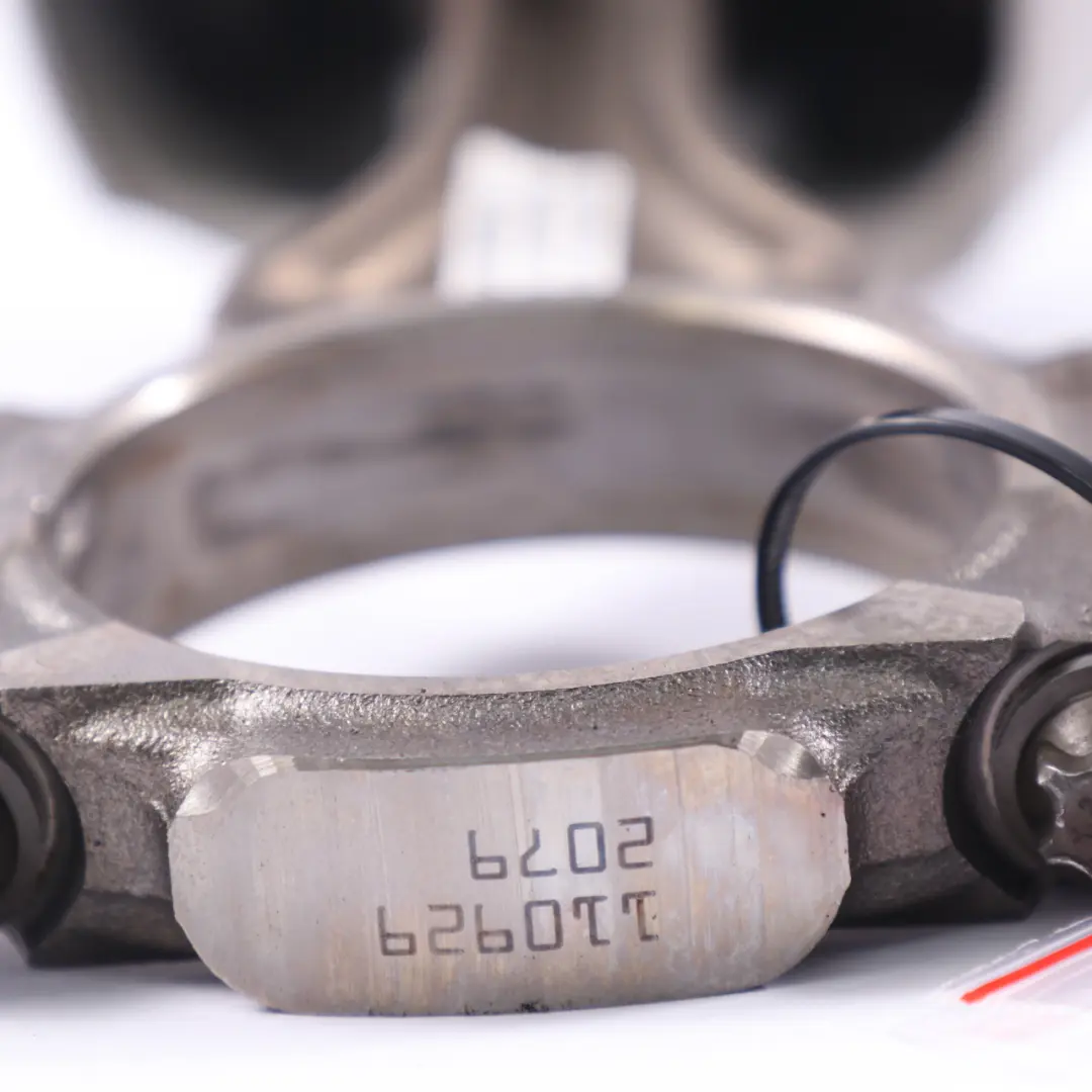 Piston BMW F07 GT F10 F12 F13 Petrol N63 Connecting Rod 7843237 to with Part number 7613626 Piston BMW F07 GT F10 F12 F13 Petrol N63 Connecting Rod 7843237 - SKU 7613626 - Part number 7613626