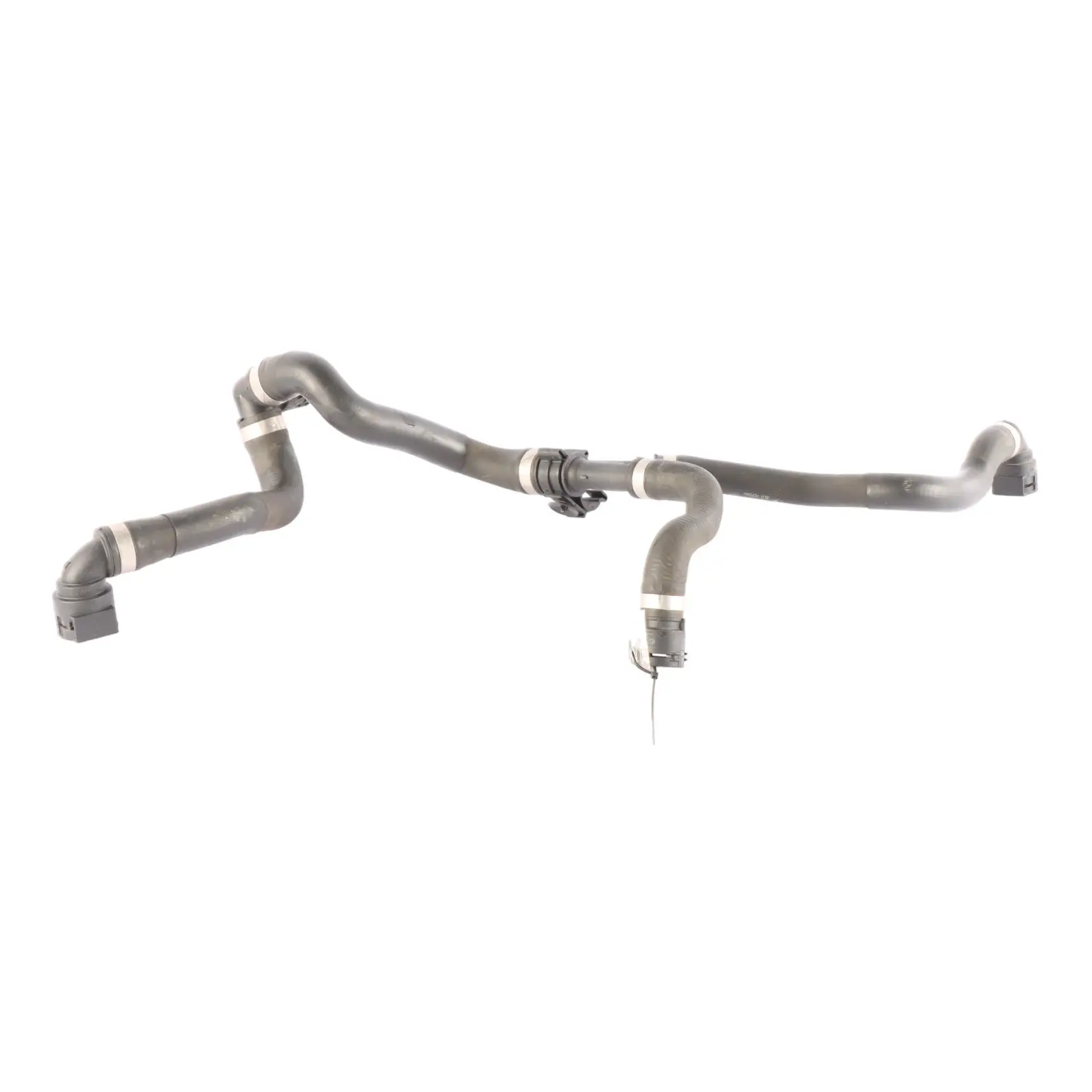 BMW F45 F60 225xe SE ALL4 Ladeluftkühler Rohr Rücklauf 7645477