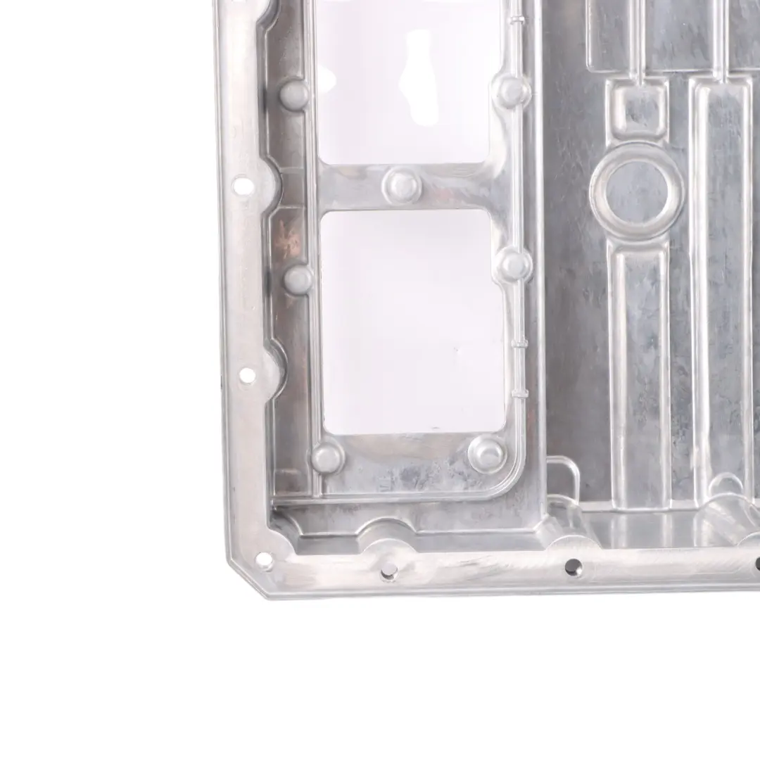 Copertura Alloggiamento Vassoio Batteria Alta Tensione 8682676 per BMW X5 F15 con numero di parte 7645963 BMW X5 F15 Copertura Alloggiamento Vassoio Batteria Alta Tensione 8682676 - SKU 7645963 - Numero di parte 7645963