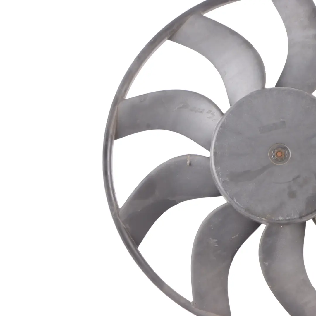 Radiator Fan BMW F10 F11 F12 Engine Radiator Fan Blades Motor 850W to with Part number 7647652 Radiator Fan BMW F10 F11 F12 Engine Radiator Fan Blades Motor 850W - SKU 7647652-1 - Part number 7647652