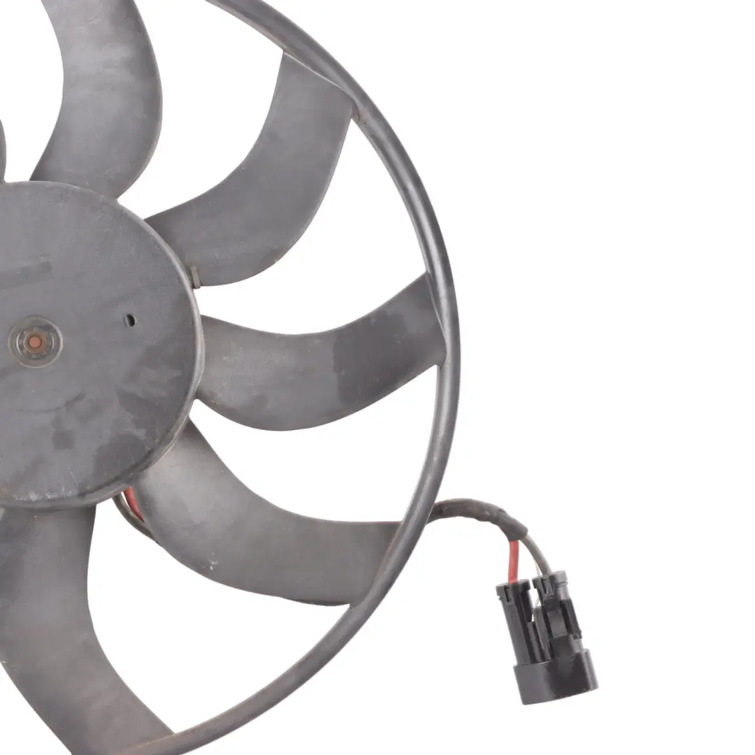 Radiator Fan BMW F10 F11 F12 Engine Radiator Fan Blades Motor 850W to with Part number 7647652 Radiator Fan BMW F10 F11 F12 Engine Radiator Fan Blades Motor 850W - SKU 7647652-1 - Part number 7647652