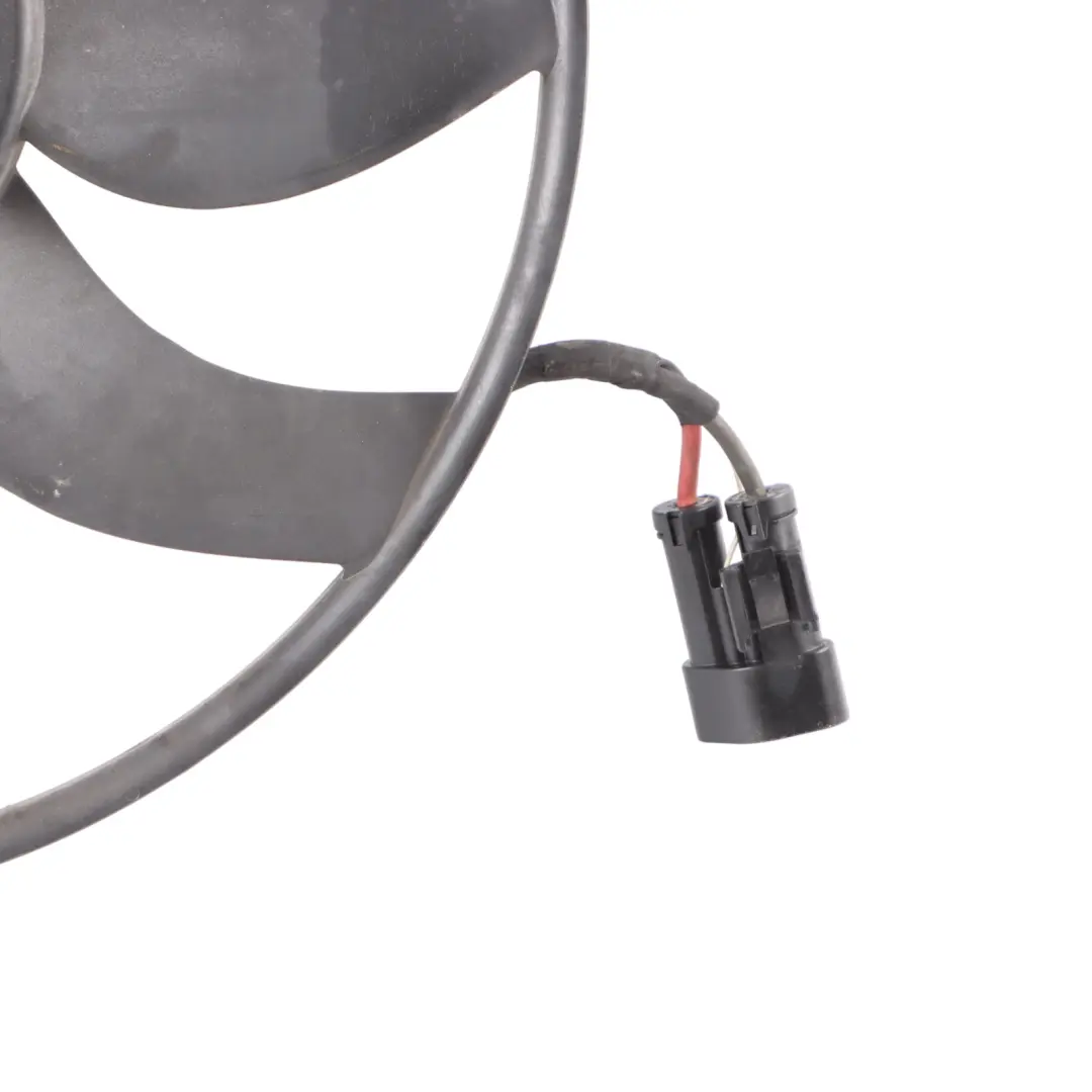 Radiator Fan BMW F10 F11 F12 Engine Radiator Fan Blades Motor 850W to with Part number 7647652 Radiator Fan BMW F10 F11 F12 Engine Radiator Fan Blades Motor 850W - SKU 7647652-1 - Part number 7647652