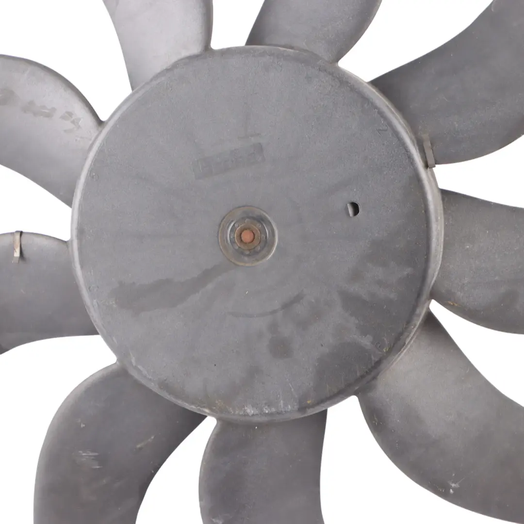 Radiator Fan BMW F10 F11 F12 Engine Radiator Fan Blades Motor 850W to with Part number 7647652 Radiator Fan BMW F10 F11 F12 Engine Radiator Fan Blades Motor 850W - SKU 7647652-1 - Part number 7647652