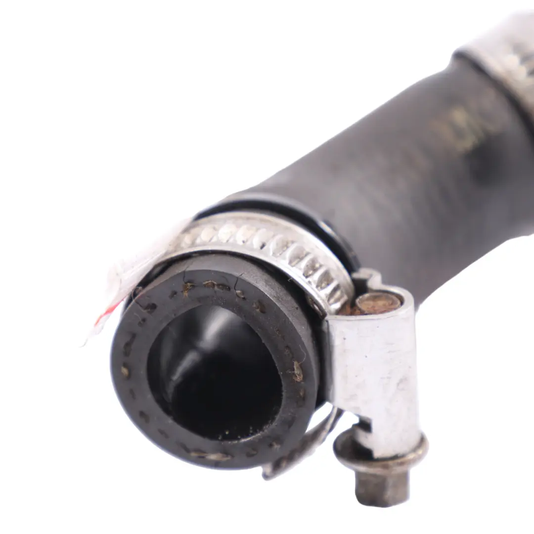 Kühl Schlauch Turbo Turbolader Rohrleitung für BMW E60 E61 E83 E90 E91 LCI mit Teilenummer 7796055 BMW E60 E61 E83 E90 E91 LCI Kühl Schlauch Turbo Turbolader Rohrleitung - SKU 7796055 - Teilenummer 7796055