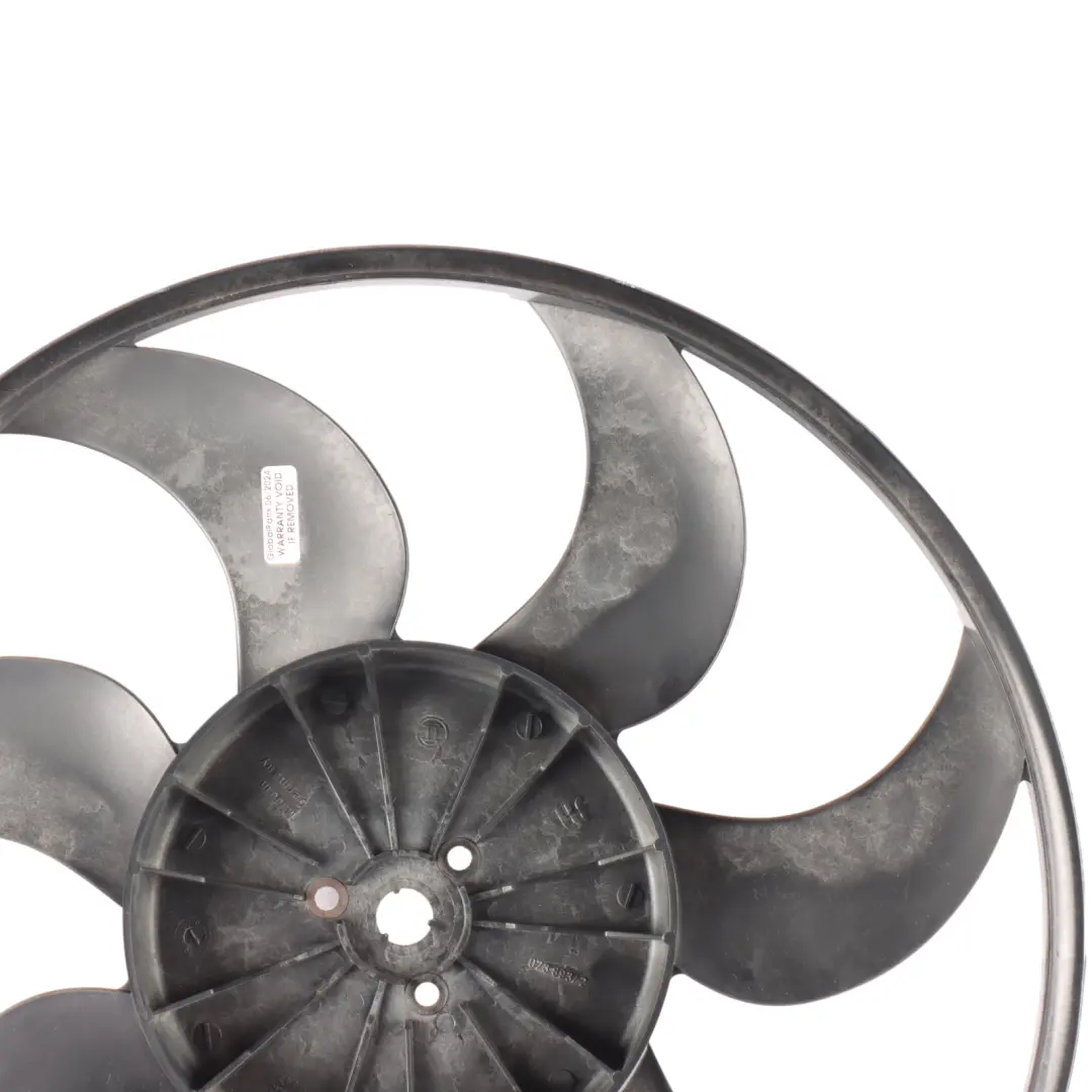 Radiador Ventilador Carenado para BMW E81 E87 E90 E91 E92 Diesel con número de pieza 7801993 BMW E81 E87 E90 E91 E92 Diesel Radiador Ventilador Carenado - SKU 7801993-6 - Número de pieza 7801993