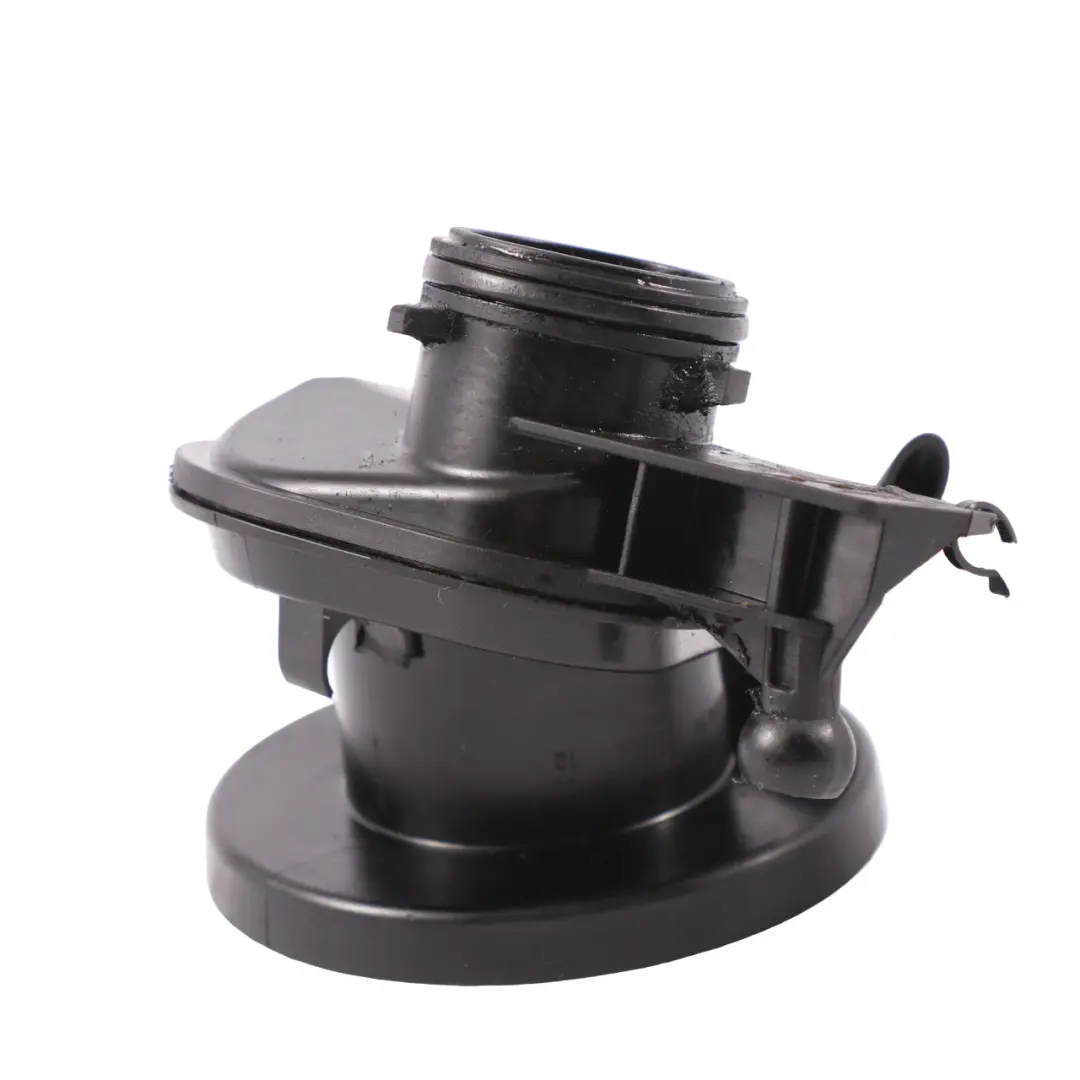 N47N Króciec Wlewu Oleju do BMW F10 F11 520d 525d o numerze 7810586 BMW F10 F11 520d 525d N47N Króciec Wlewu Oleju - SKU 7810586-1 - Numer Części 7810586