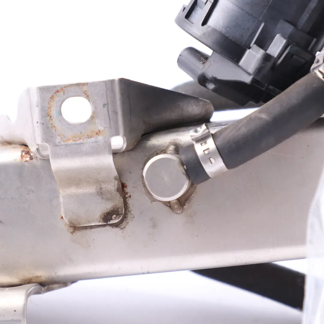 Valve BMW F10 F20 F30 E90 E91 LCI Exhaust Cooler Diesel N47N to EGR with Part number 7810751 EGR Valve BMW F10 F20 F30 E90 E91 LCI Exhaust Cooler Diesel N47N - SKU 7810751-1 - Part number 7810751