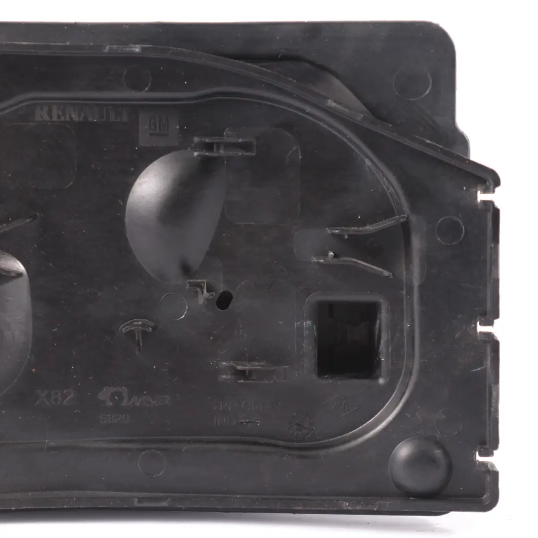 Renault Trafic 3 Couvercle Remplissage Carburant Capuchon Flap Recess - SKU 781203326R - Numéro de pièce 781203326R