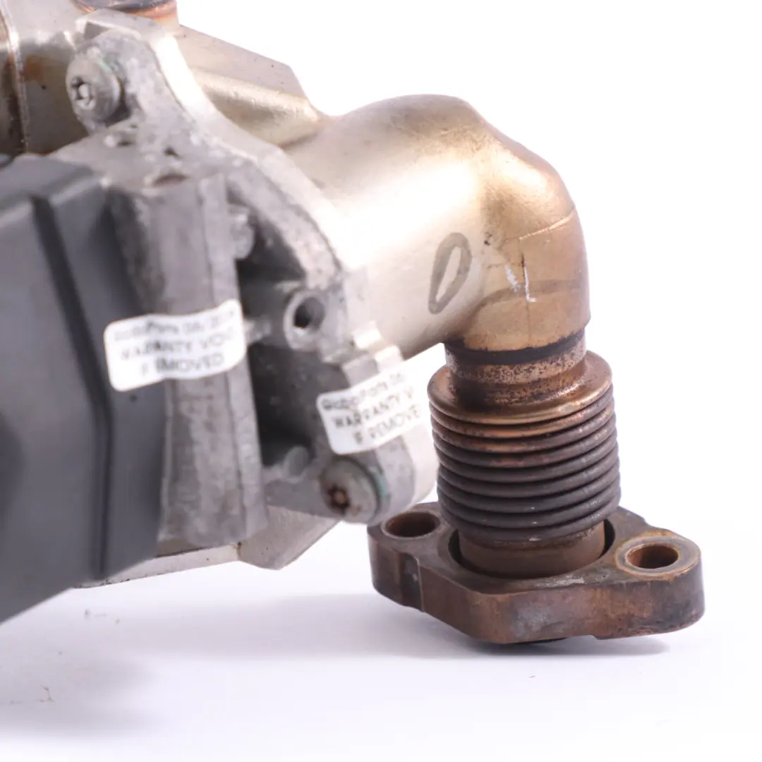 Motore EGR Radiatore di scarico 8476993 per BMW F10 F11 F20 F21 F30 F31 F32 con numero di parte 7823210 BMW F10 F11 F20 F21 F30 F31 F32 Motore EGR Radiatore di scarico 8476993 - SKU 7823210-2 - Numero di parte 7823210