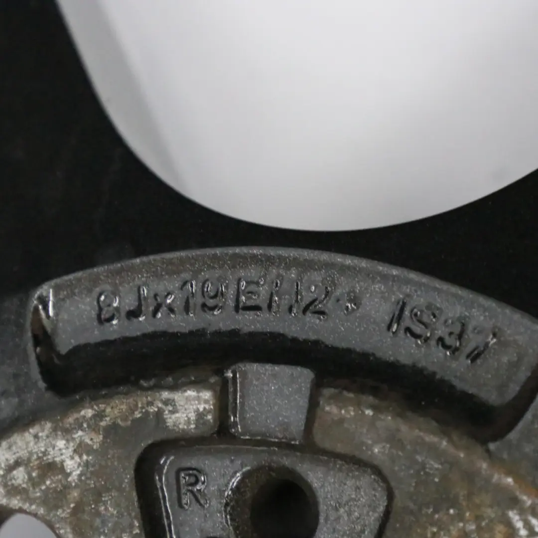 Cerchio anteriore lega 19" 8J ET:37 M Doppie razze 313 per BMW E90 E91 E92 con numero di parte 7844343 BMW E90 E91 E92 Cerchio anteriore lega 19" 8J ET:37 M Doppie razze 313 - SKU 7844343-5 - Numero di parte 7844343