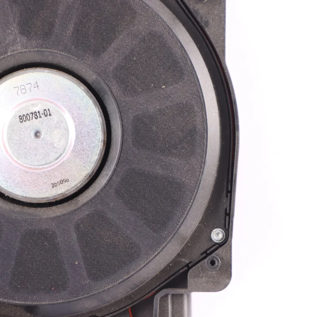 Subwoofer Głośnik Niskotonowy Central Bass Prawy do BMW F40 o numerze 7928000 BMW F40 Subwoofer Głośnik Niskotonowy Central Bass Prawy - SKU 7928000 - Numer Części 7928000