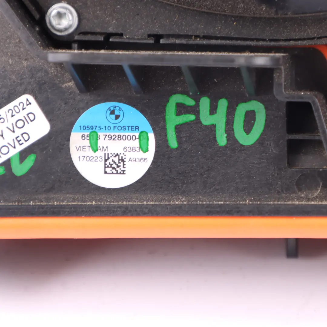 Subwoofer Głośnik Niskotonowy Central Bass Prawy do BMW F40 o numerze 7928000 BMW F40 Subwoofer Głośnik Niskotonowy Central Bass Prawy - SKU 7928000 - Numer Części 7928000