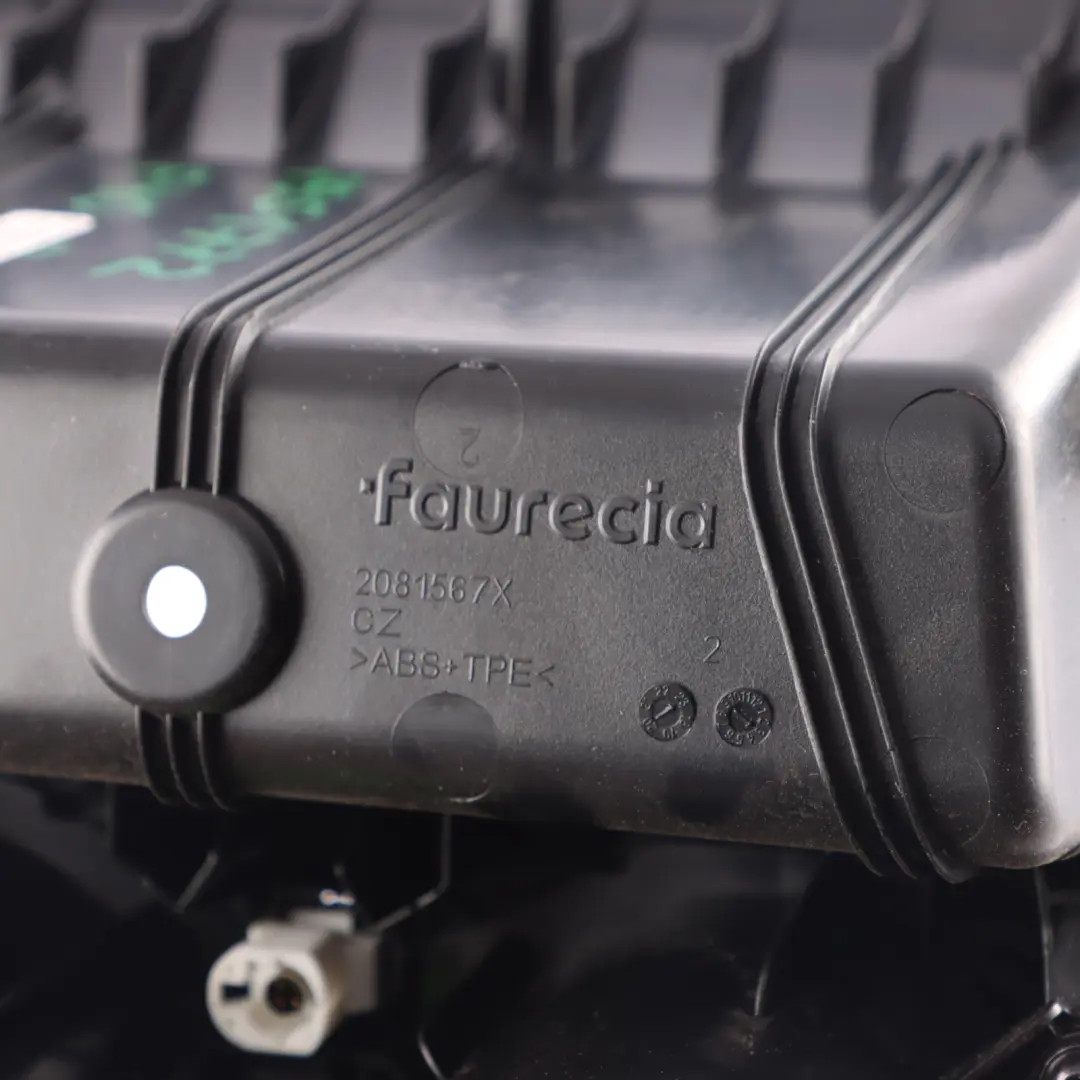 BMW 1 2 er F40 F44 Ablagefach Getränkehalter Mittelkonsole 2081567 - SKU 7951772 - Teilenummer 7951772