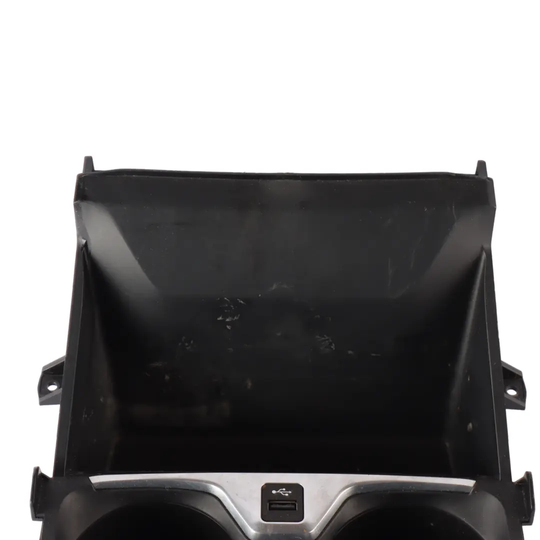 Portaoggetti Console Centrale 6823329 per BMW F40 F44 con numero di parte 7951772 BMW F40 F44 Portaoggetti Console Centrale 6823329 - SKU 7951772-2 - Numero di parte 7951772